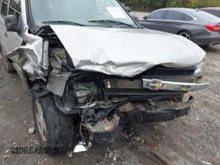 2006 Chevrolet TrailBlazer LT с VIN 1GNDS13S462172602, выставлен на аукционе IAAI как лот 43392410 с пробегом 133 161 миль миль и . История ставок и продаж доступна на DreamBid. Изображение 6.