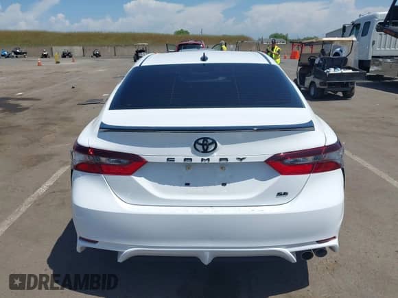 2023 Toyota Camry SE с VIN 4T1T11AK6PU187565, выставлен на аукционе IAAI как лот 42153892 с пробегом 23 376 миль миль и . История ставок и продаж доступна на DreamBid. Изображение 16.