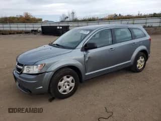 2010 Dodge Journey SE z VIN 3D4PG4FB3AT118920, wystawiony jako Copart lot #82385155 z przebiegiem 83 527 mil mil oraz Szkoda całkowita • Salvage title. Historia ofert i sprzedaży dostępna na DreamBid. Obrazek 1.