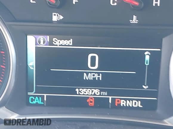 2018 Chevrolet Malibu LT z VIN 1G1ZD5ST3JF152636, wystawiony jako IAAI lot #43212615 z przebiegiem 135 976 mil mil oraz . Historia ofert i sprzedaży dostępna na DreamBid. Obrazek 15.