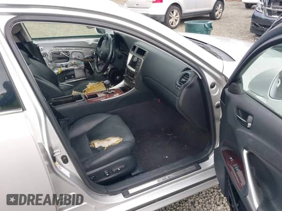 2007 Lexus IS 250 with VIN JTHBK262272027334, listed as a IAAI auction lot 42332530 with Not provided miles and . Bid and sale history available at DreamBid. Image 5.