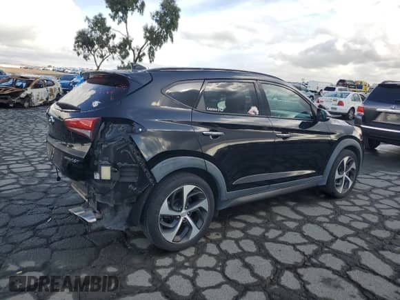 2016 Hyundai Tucson Sport z VIN KM8J33A27GU183117, wystawiony jako Copart lot #81871985 z przebiegiem 106 286 mil mil oraz Szkoda całkowita • Salvage title. Historia ofert i sprzedaży dostępna na DreamBid. Obrazek 3.