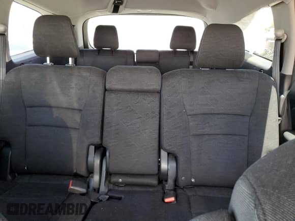 2019 Honda Pilot EX с VIN 5FNYF5H37KB021297, выставлен на аукционе Copart как лот 64632175 с пробегом 35 779 миль миль и Списание • Salvage title. История ставок и продаж доступна на DreamBid. Изображение 10.