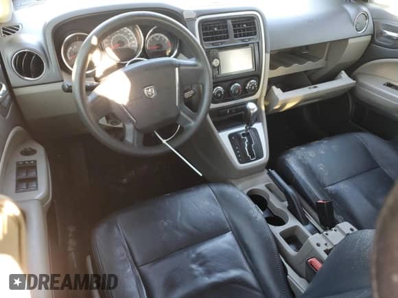 2011 Dodge Caliber Mainstreet с VIN 1B3CB3HA3BD125495, выставлен на аукционе Copart как лот 71925984 с пробегом 179 155 миль миль и Чистый • Clean title. История ставок и продаж доступна на DreamBid. Изображение 8.