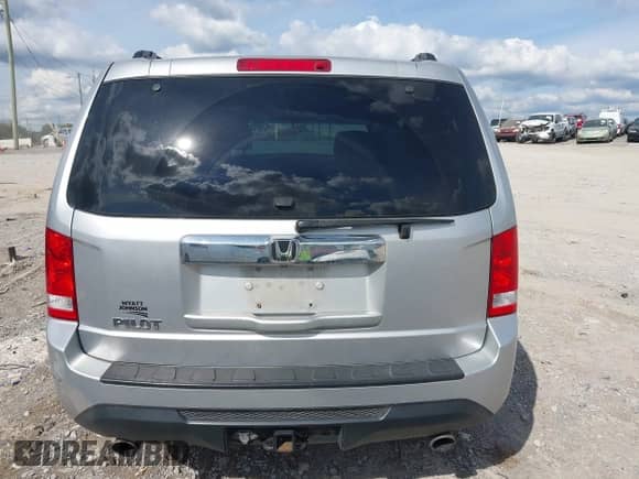 2014 Honda Pilot EX с VIN 5FNYF3H49EB022954, выставлен на аукционе IAAI как лот 43399165 с пробегом 145 449 миль миль и . История ставок и продаж доступна на DreamBid. Изображение 17.