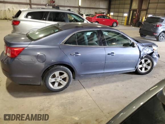 2015 Chevrolet Malibu LS z VIN 1G11B5SL2FF134736, wystawiony jako Copart lot #85527635 z przebiegiem 113 368 mil mil oraz Szkoda całkowita • Salvage title. Historia ofert i sprzedaży dostępna na DreamBid. Obrazek 3.