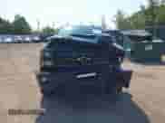 2017 Chevrolet Silverado 2500HD LT z VIN 1GC1KVEY2HF115380, wystawiony jako IAAI lot #42371106 z przebiegiem 85 281 mil mil oraz . Historia ofert i sprzedaży dostępna na DreamBid. Obrazek 12.