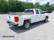 2019 Chevrolet Silverado 1500 Work Truck z VIN 2GCVKNECXK1105765, wystawiony jako IAAI lot #42530346 z przebiegiem 122 165 mil mil oraz . Historia ofert i sprzedaży dostępna na DreamBid. Obrazek 4.