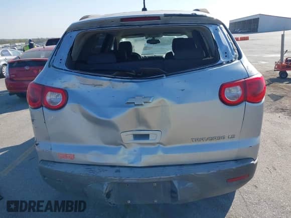 2012 Chevrolet Traverse LS с VIN 1GNKRFED5CJ194396, выставлен на аукционе IAAI как лот 43328777 с пробегом 200 000 миль миль и . История ставок и продаж доступна на DreamBid. Изображение 16.