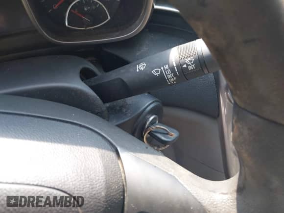 2015 Chevrolet Malibu LS z VIN 1G11B5SL5FF111225, wystawiony jako IAAI lot #43176356 z przebiegiem Nie podano mil oraz . Historia ofert i sprzedaży dostępna na DreamBid. Obrazek 11.