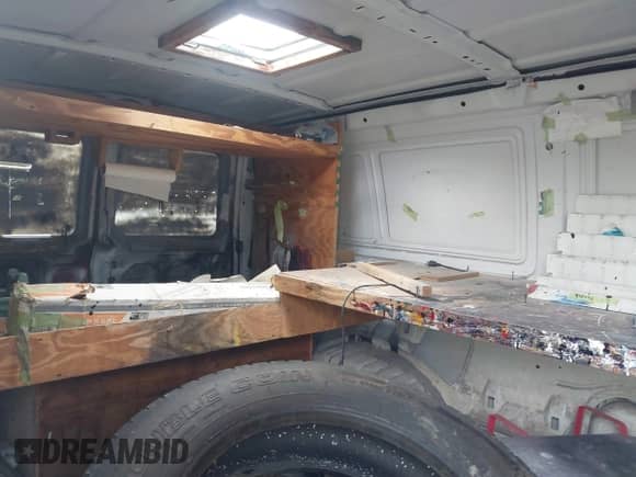 2006 Ford Econoline Cargo with VIN 1FTNE24W06DA77101, listed as a IAAI auction lot 42740817 with 196,854 mi miles and . Bid and sale history available at DreamBid. Image 8.