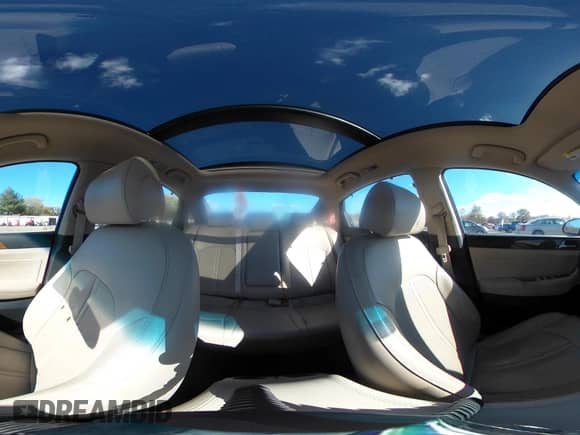 2015 Hyundai Sonata Sport с VIN 5NPE34AFXFH091457, выставлен на аукционе IAAI как лот 43532727 с пробегом 128 726 миль миль и . История ставок и продаж доступна на DreamBid. Изображение 18.