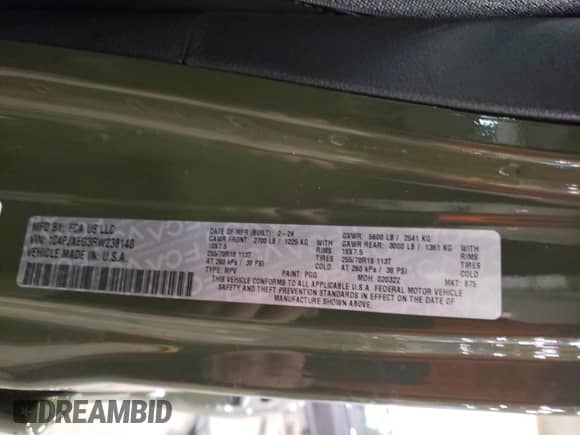 2024 Jeep Wrangler Sahara с VIN 1C4PJXEG3RW238140, выставлен на аукционе Copart как лот 87751465 с пробегом 4 939 миль миль и На запчасти • Non repairable. История ставок и продаж доступна на DreamBid. Изображение 14.