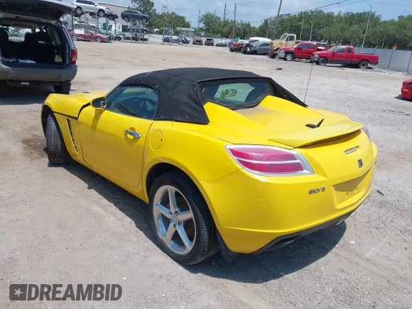 2008 Saturn Sky Red Line с VIN 1G8MG35X38Y133282, выставлен на аукционе IAAI как лот 42046581 с пробегом Не указан миль и . История ставок и продаж доступна на DreamBid. Изображение 3.
