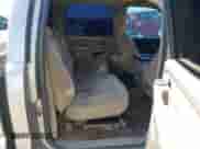 2003 Chevrolet Silverado 1500HD LS z VIN 1GCGC13U13F185851, wystawiony jako IAAI lot #41941718 z przebiegiem 320 745 mil mil oraz . Historia ofert i sprzedaży dostępna na DreamBid. Obrazek 8.