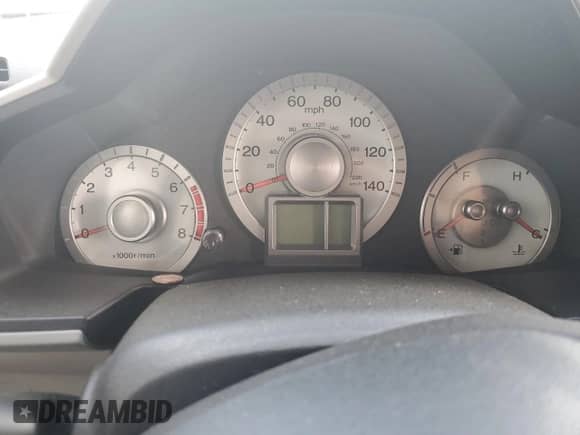 2011 Honda Pilot LX z VIN 5FNYF3H2XBB015358, wystawiony jako Copart lot #68182175 z przebiegiem Nie podano mil oraz Szkoda całkowita • Salvage title. Historia ofert i sprzedaży dostępna na DreamBid. Obrazek 9.