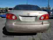 2004 Toyota Corolla CE z VIN 1NXBR32E94Z301126, wystawiony jako Copart lot #87467835 z przebiegiem 181 189 mil mil oraz Szkoda całkowita • Salvage title. Historia ofert i sprzedaży dostępna na DreamBid. Obrazek 6.