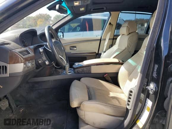 2008 BMW 7 Series 750i with VIN WBAHL83518DT14175, listed as a Copart auction lot 76241764 with 166,539 mi miles and Clean title. Bid and sale history available at DreamBid. Image 7.