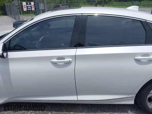 2019 Honda Accord EX-L with VIN 1HGCV2F57KA022007, listed as a IAAI auction lot 42386290 with 70,772 mi miles and . Bid and sale history available at DreamBid. Image 14.