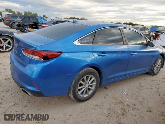 2019 Hyundai Sonata SE z VIN 5NPE24AF5KH736349, wystawiony jako Copart lot #83986975 z przebiegiem 62 086 mil mil oraz Czysty tytuł • Clean title. Historia ofert i sprzedaży dostępna na DreamBid. Obrazek 3.