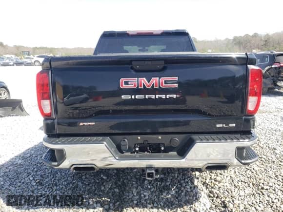 2019 GMC Sierra 1500 SLE z VIN 1GTU9BED4KZ371241, wystawiony jako Copart lot #47433745 z przebiegiem 104 380 mil mil oraz Szkoda całkowita • Salvage title. Historia ofert i sprzedaży dostępna na DreamBid. Obrazek 6.
