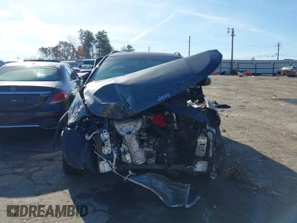 2020 Jeep Compass Latitude z VIN 3C4NJCBB2LT241780, wystawiony jako IAAI lot #41118805 z przebiegiem 74 891 mil mil oraz . Historia ofert i sprzedaży dostępna na DreamBid. Obrazek 12.