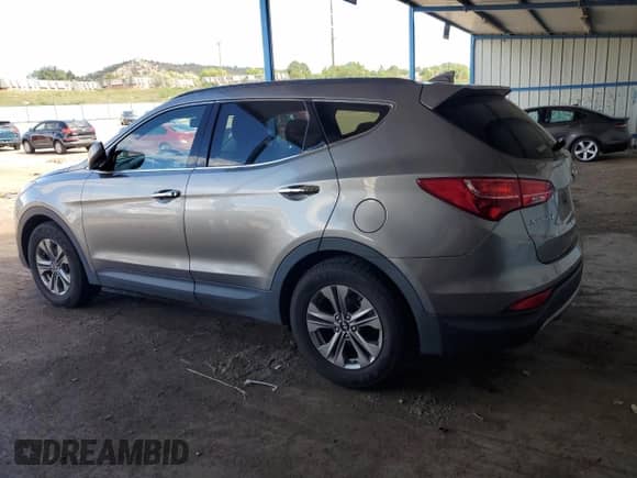 2016 Hyundai Santa Fe with VIN 5XYZU3LB0GG371612, listed as a Copart auction lot 83869445 with 35,830 mi miles and Clean title. Bid and sale history available at DreamBid. Image 2.