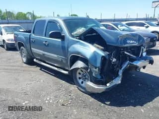 2008 GMC Sierra 1500 SL with VIN 2GTEK13C981120049, listed as a IAAI auction lot 41968873 with 100,890 mi miles and . Bid and sale history available at DreamBid. Image 1.