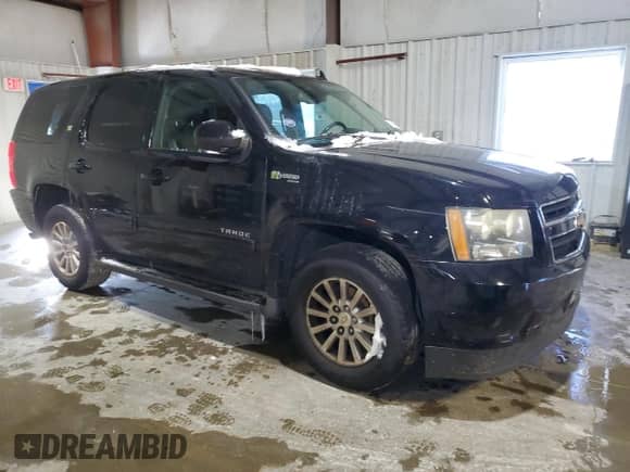 2008 Chevrolet Tahoe z VIN 1GNFK135X8R272698, wystawiony jako Copart lot #41806475 z przebiegiem 184 260 mil mil oraz Czysty tytuł • Clean title. Historia ofert i sprzedaży dostępna na DreamBid. Obrazek 4.