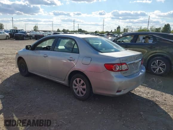 2011 Toyota Corolla S с VIN 2T1BU4EE3BC689243, выставлен на аукционе IAAI как лот 43409157 с пробегом 153 647 миль миль и . История ставок и продаж доступна на DreamBid. Изображение 3.