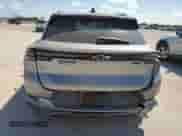 2024 Chevrolet Equinox EV RS с VIN 3GN7DNRP2RS237974, выставлен на аукционе Copart как лот 71756094 с пробегом 2 024 миль миль и Списание • Salvage title. История ставок и продаж доступна на DreamBid. Изображение 6.