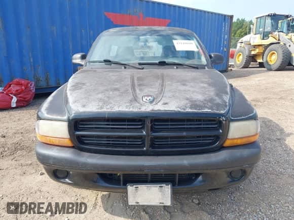 2001 Dodge Dakota with VIN 1B7FL26X71S151750, listed as a IAAI auction lot 43149690 with 90,835 mi miles and . Bid and sale history available at DreamBid. Image 12.