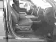 2018 Ford F-150 XL z VIN 1FTEW1EP9JFE66881, wystawiony jako IAAI lot #43241761 z przebiegiem 112 089 mil mil oraz . Historia ofert i sprzedaży dostępna na DreamBid. Obrazek 5.