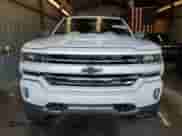 2018 Chevrolet Silverado 1500 LTZ с VIN 3GCUKSEJ7JG298360, выставлен на аукционе Copart как лот 62635115 с пробегом 126 274 миль миль и Списание • Salvage title. История ставок и продаж доступна на DreamBid. Изображение 5.