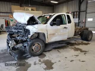 2011 Chevrolet Silverado 3500 с VIN 1GB5KZCL7BZ205246, выставлен на аукционе Copart как лот 66574374 с пробегом Не указан миль и Списание • Salvage title. История ставок и продаж доступна на DreamBid. Изображение 1.