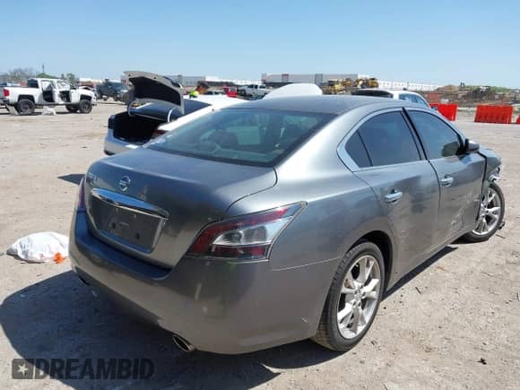 2014 Nissan Maxima S с VIN 1N4AA5AP0EC488162, выставлен на аукционе IAAI как лот 41986642 с пробегом 99 195 миль миль и . История ставок и продаж доступна на DreamBid. Изображение 4.