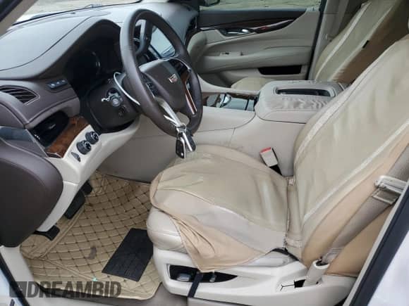 2017 Cadillac Escalade Luxury с VIN 1GYS4BKJ7HR386920, выставлен на аукционе Copart как лот 67722505 с пробегом 120 011 миль миль и Чистый • Clean title. История ставок и продаж доступна на DreamBid. Изображение 7.