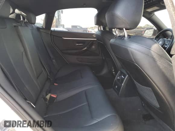 2015 BMW 4 Series 435i z VIN WBA4B1C50FD418419, wystawiony jako Copart lot #86690235 z przebiegiem 154 438 mil mil oraz Szkoda całkowita • Salvage title. Historia ofert i sprzedaży dostępna na DreamBid. Obrazek 10.