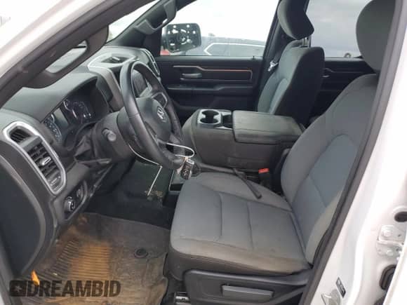 2023 Ram 1500 Big Horn z VIN 1C6RREBG1PN693654, wystawiony jako Copart lot #47436305 z przebiegiem 53 337 mil mil oraz Szkoda całkowita • Salvage title. Historia ofert i sprzedaży dostępna na DreamBid. Obrazek 7.