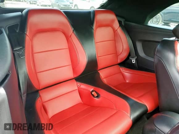 2020 Ford Mustang GT Premium с VIN 1FATP8FF3L5124277, выставлен на аукционе Copart как лот 61865115 с пробегом 85 300 миль миль и Списание • Salvage title. История ставок и продаж доступна на DreamBid. Изображение 10.