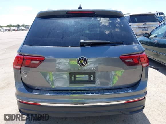 2024 Volkswagen Tiguan SE с VIN 3VV3B7AX5RM049198, выставлен на аукционе IAAI как лот 42885319 с пробегом 15 410 миль миль и . История ставок и продаж доступна на DreamBid. Изображение 16.