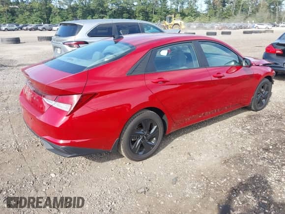 2022 Hyundai Elantra SEL с VIN KMHLM4AG4NU332880, выставлен на аукционе IAAI как лот 43223487 с пробегом 31 527 миль миль и . История ставок и продаж доступна на DreamBid. Изображение 4.