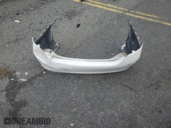 2017 Toyota Camry LE with VIN 4T1BF1FK2HU814933, listed as a Copart auction lot 85493905 with 70,529 mi miles and Salvage title. Bid and sale history available at DreamBid. Image 12.