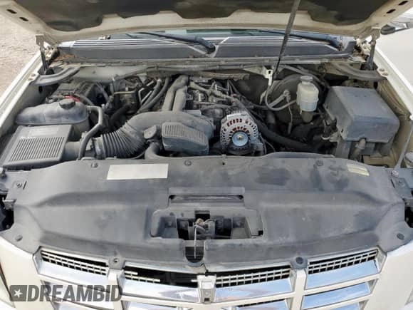 2010 Cadillac Escalade Luxury z VIN 1GYUKBEF1AR262721, wystawiony jako Copart lot #66707945 z przebiegiem 275 171 mil mil oraz Szkoda całkowita • Salvage title. Historia ofert i sprzedaży dostępna na DreamBid. Obrazek 11.