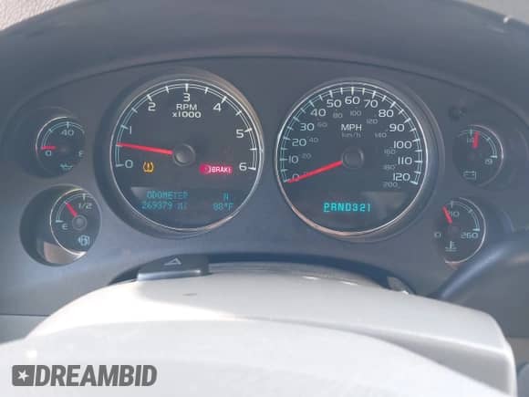 2009 Chevrolet Tahoe LS с VIN 1GNFC13CX9R215589, выставлен на аукционе IAAI как лот 42789982 с пробегом 269 379 миль миль и . История ставок и продаж доступна на DreamBid. Изображение 7.
