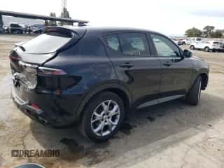 2024 Dodge Hornet R/T с VIN ZACPDFCW5R3A34195, выставлен на аукционе Copart как лот 72129174 с пробегом 275 миль миль и Чистый • Clean title. История ставок и продаж доступна на DreamBid. Изображение 3.