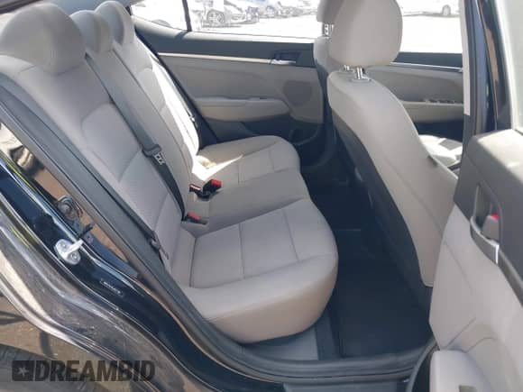 2020 Hyundai Elantra SE с VIN 5NPD74LF6LH617396, выставлен на аукционе IAAI как лот 43114698 с пробегом 38 607 миль миль и . История ставок и продаж доступна на DreamBid. Изображение 8.