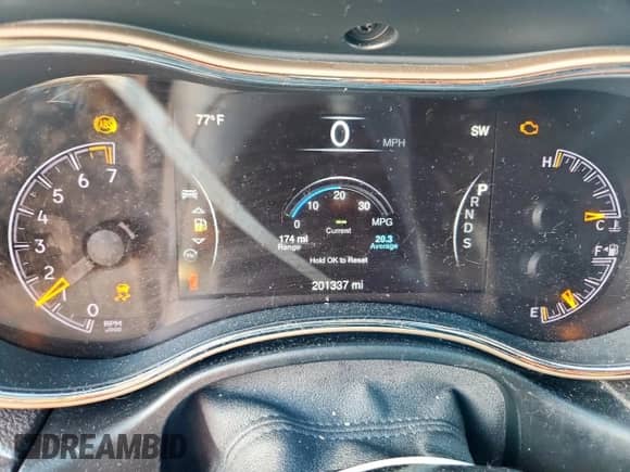 2014 Jeep Grand Cherokee Laredo z VIN 1C4RJFAG0EC385147, wystawiony jako Copart lot #80372185 z przebiegiem 201 337 mil mil oraz Szkoda całkowita • Salvage title. Historia ofert i sprzedaży dostępna na DreamBid. Obrazek 9.