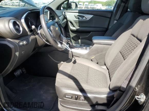 2019 Chevrolet Blazer with VIN 3GNKBGRS2KS692538, listed as a Copart auction lot 69102035 with 76,601 mi miles and Salvage title. Bid and sale history available at DreamBid. Image 7.