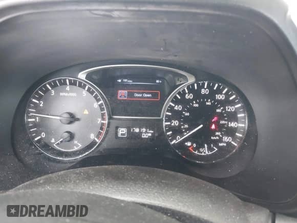 2013 Nissan Pathfinder SV with VIN 5N1AR2MN3DC651943, listed as a IAAI auction lot 43383222 with 178,191 mi miles and . Bid and sale history available at DreamBid. Image 7.